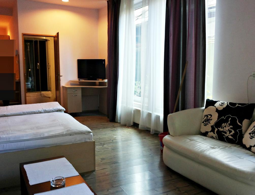 Lucas 10 Apartments Cluj-Napoca Zimmer foto